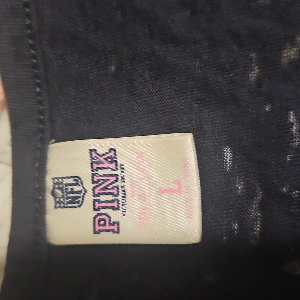 Large - Picture 3 of 3